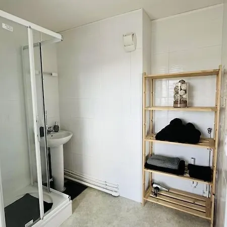 Proche Plage Et Lac Apartment *